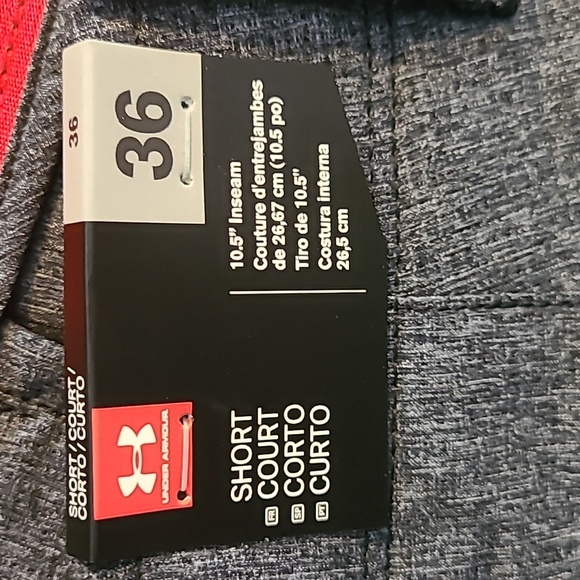 UNDER ARMOUR Hear Gear Golf Shorts - Picture 2 of 6